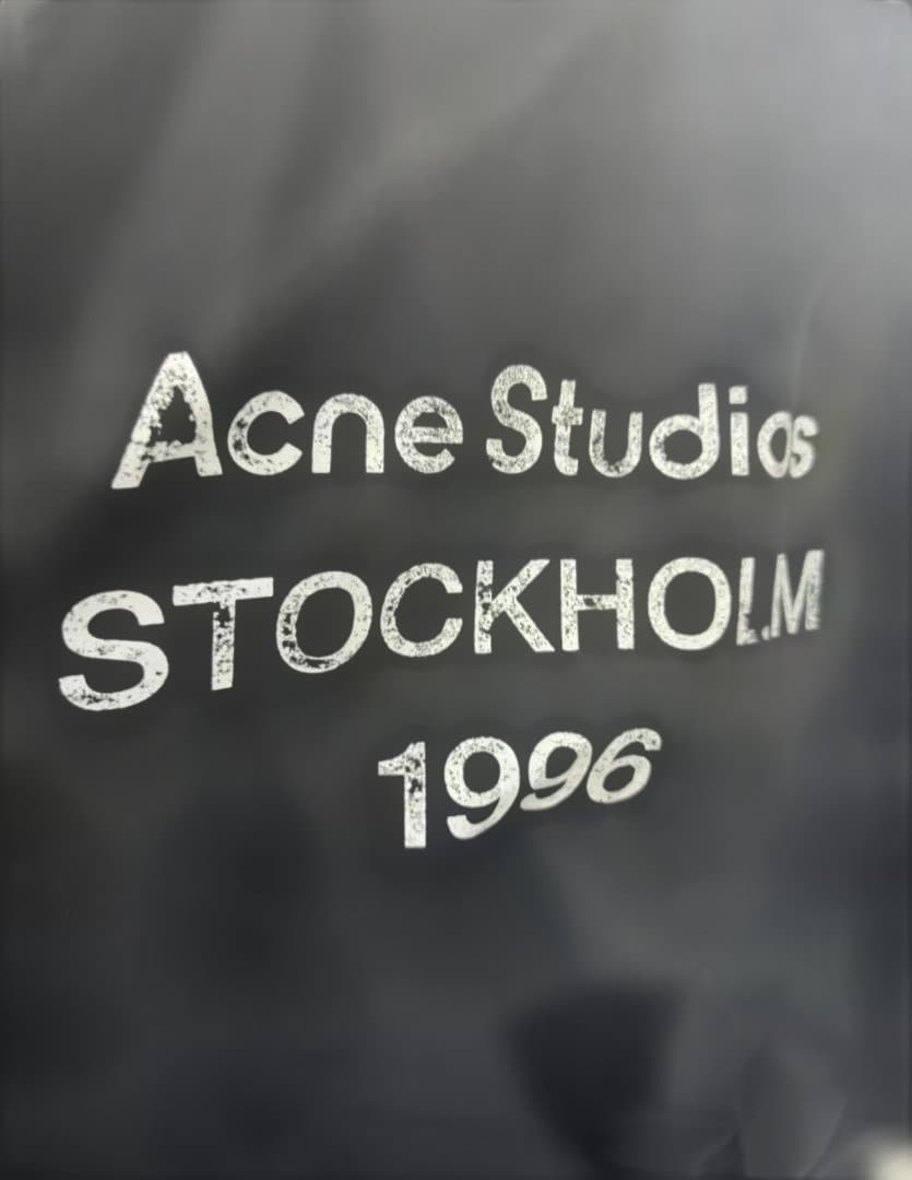 Acne Studios 1996 ナイロンジャケット ブラック 軽量アウター