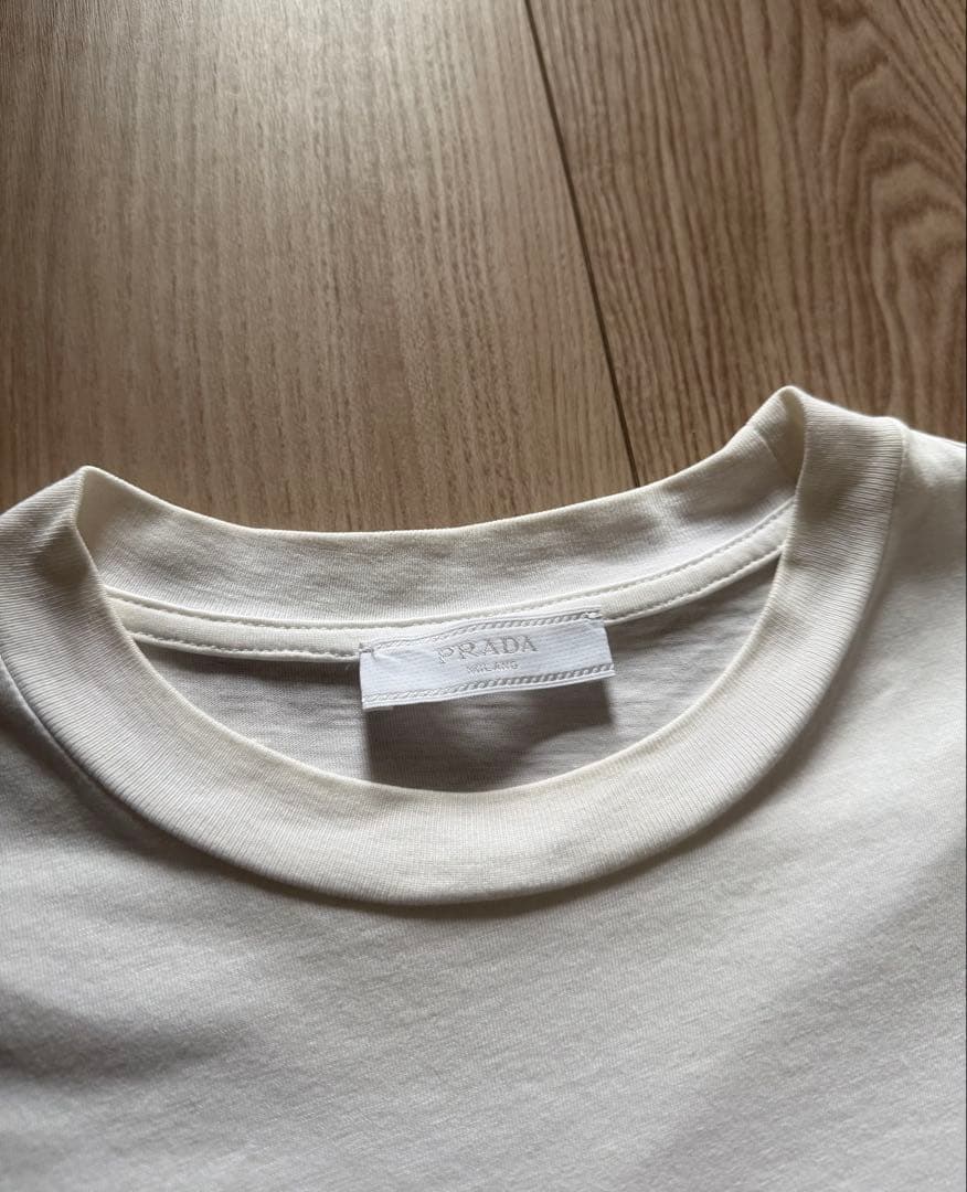 PRADA ホワイト Tシャツ