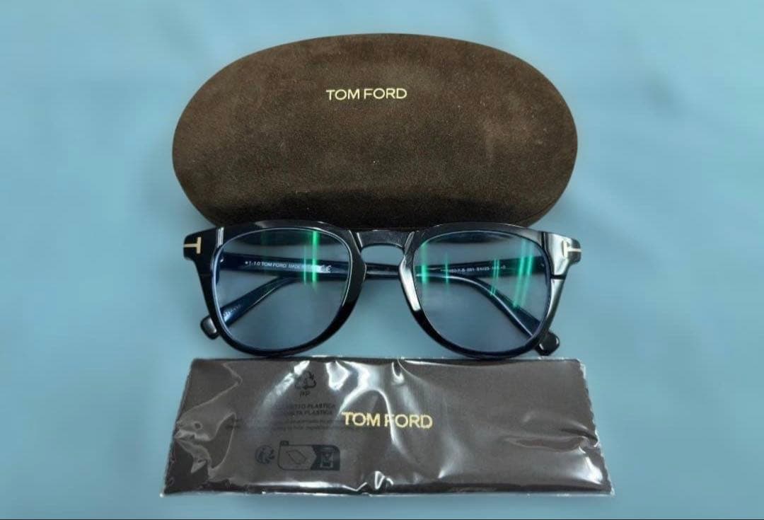 み*る様 Tom Ford TF5660-F-B 001 51ㇿ23 145⋆0