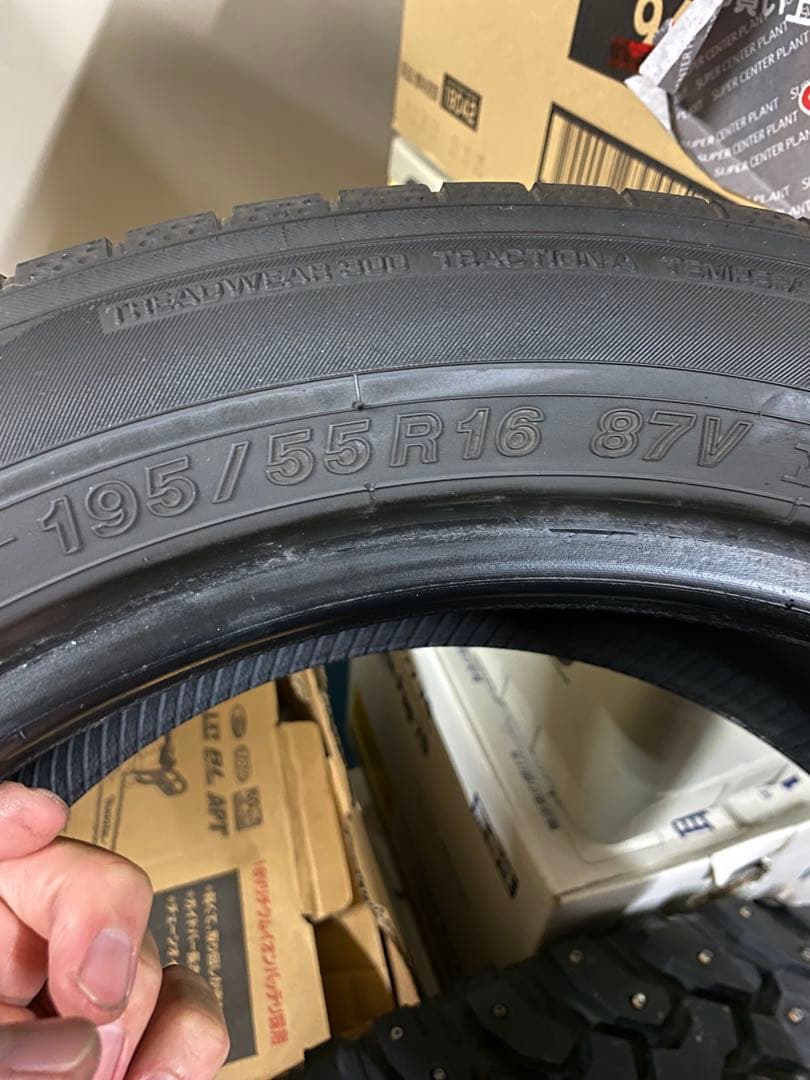 2020年製　YOKOHAMA BluEarth-GT 195/55R16 4本