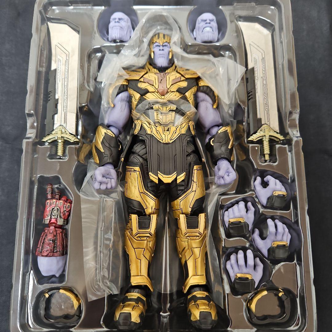SHF フィギュアーツ　サノス　FIVE YEARS LATER　最終値下げ