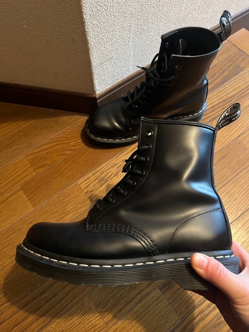 ブラックレースアップブーツ