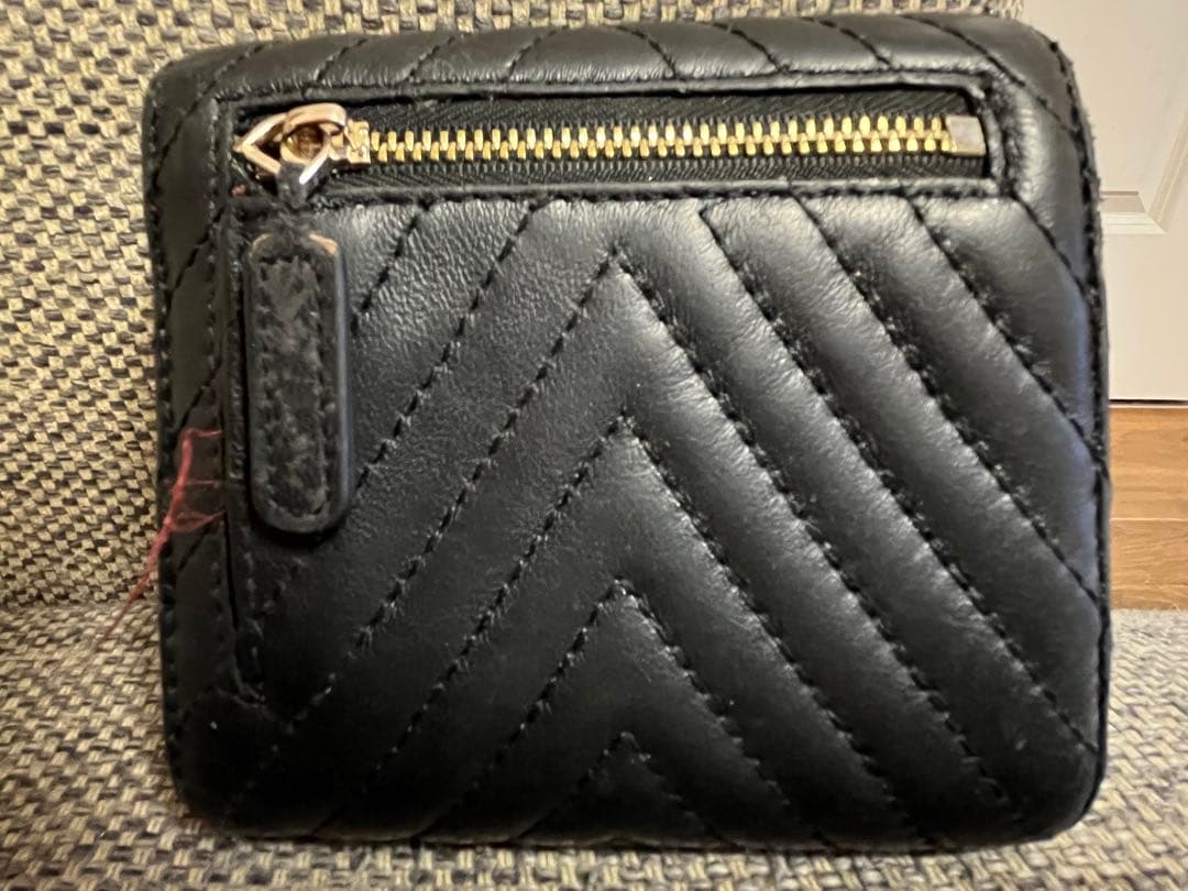y*）様 【ジャンク品】CHANEL Vステッチ　三つ折り財布