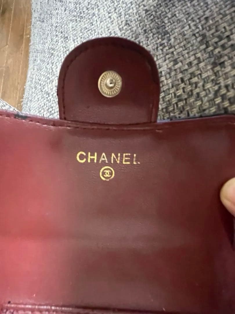 y*）様 【ジャンク品】CHANEL Vステッチ　三つ折り財布