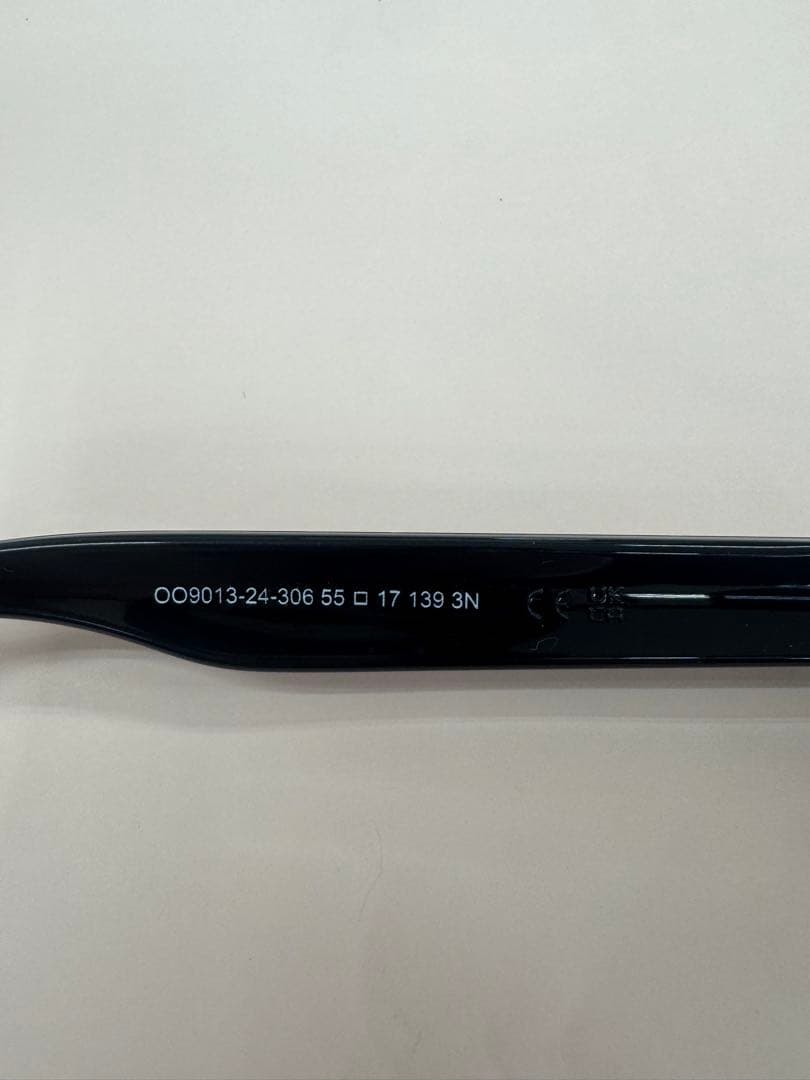 Oakley OO9013 ブラック サングラス