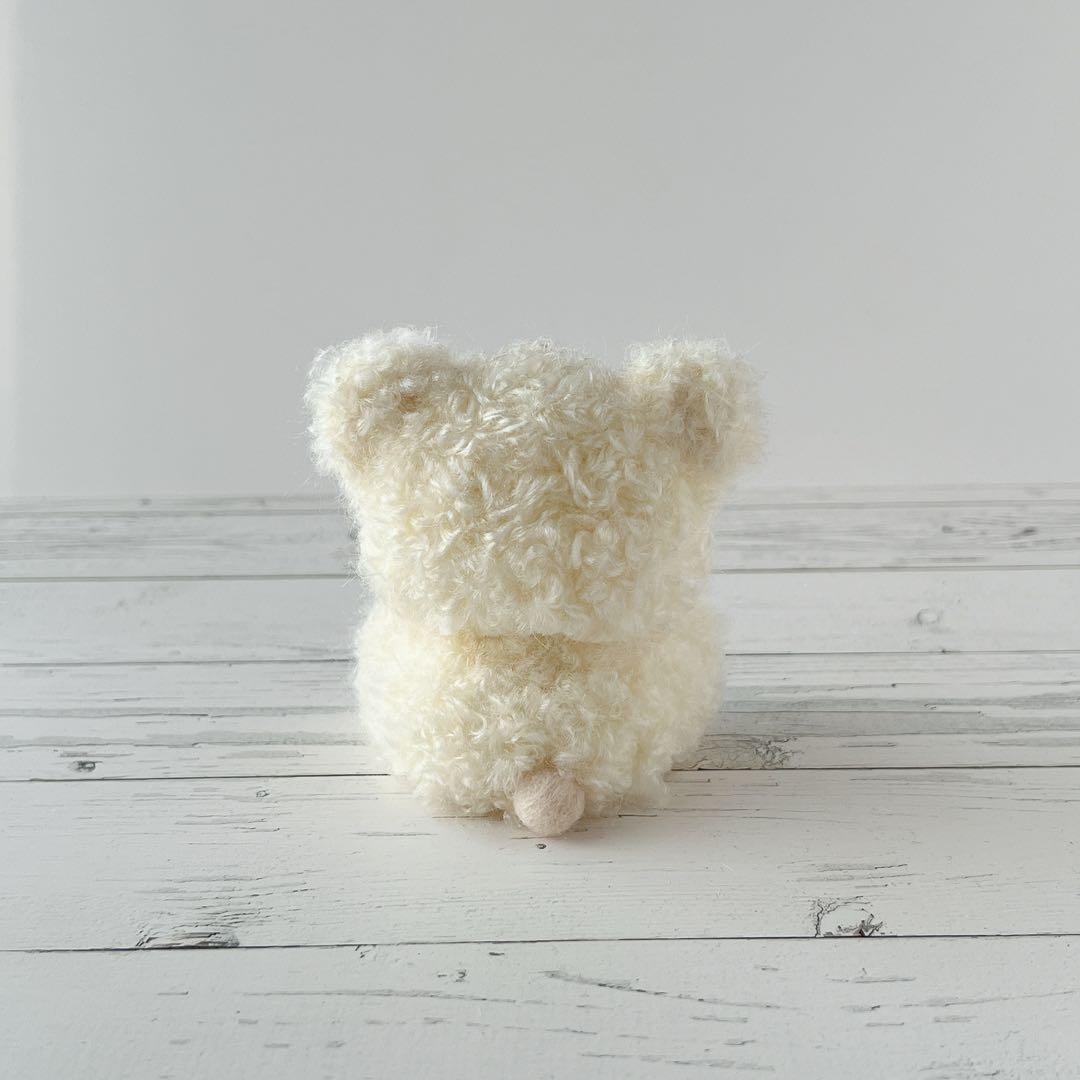 モコモコしろくまちゃん　（ブルー）　羊毛フェルト