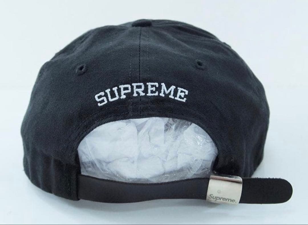SUPREME 黒 S刺繍 キャップ
