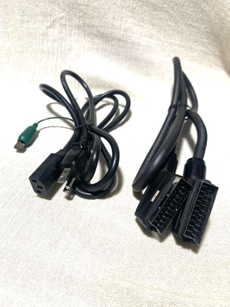 あ*い様 富士通 FM77AV-2 本体＆キーボード　通電確認済み (部分的)