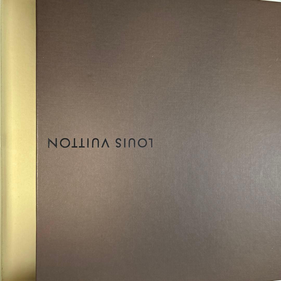 LOUIS VUITTON スカーフ