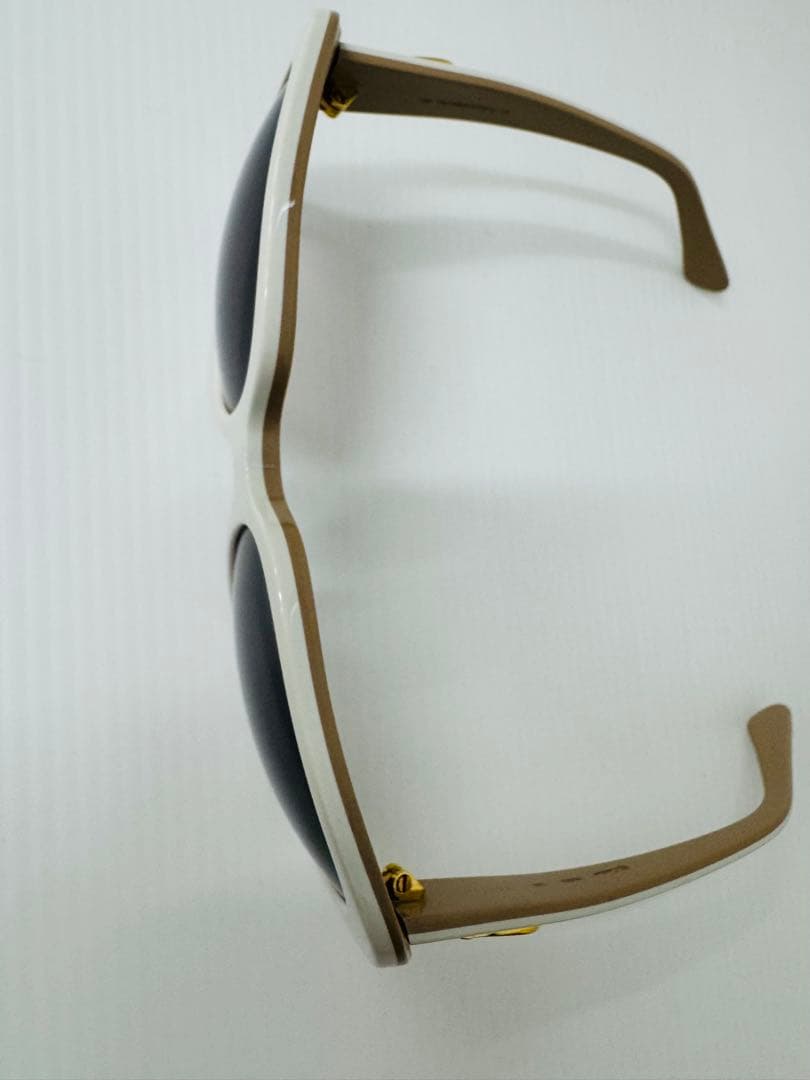 【美品・希少】Cartier カルティエ サングラス ホワイト×ゴールド　度なし