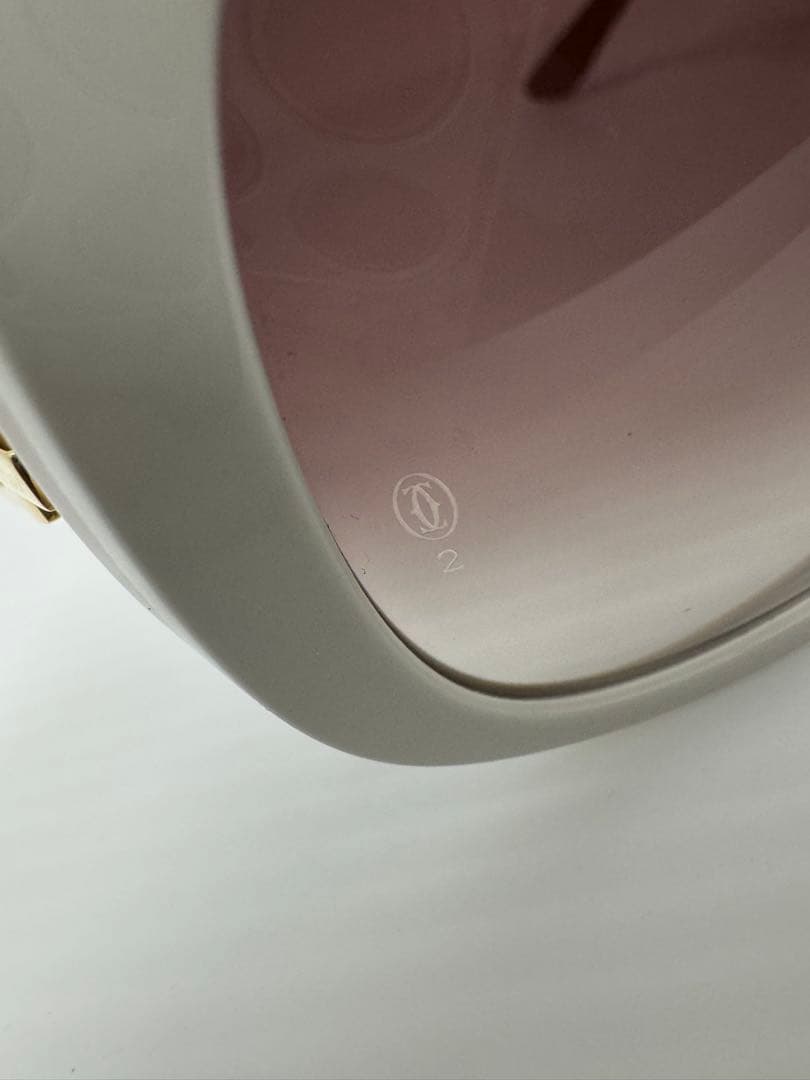 【美品・希少】Cartier カルティエ サングラス ホワイト×ゴールド　度なし