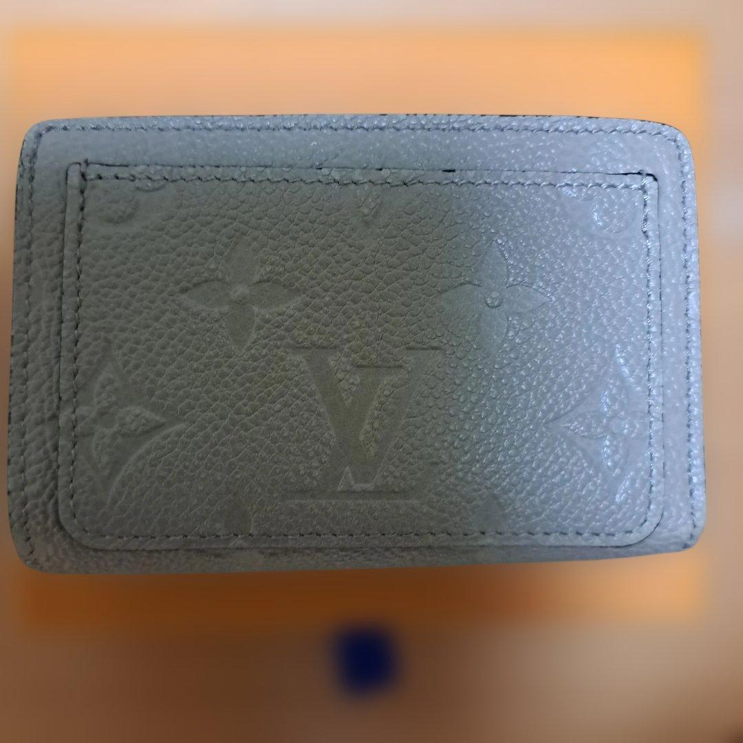 ルイ・ヴィトン　ポルトフォイユ・クレア　二つ折り財布　正規品