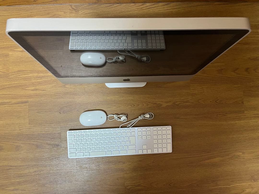 iMac 20インチ　Intel Core 2 Duo 2.0GHz ＋付属