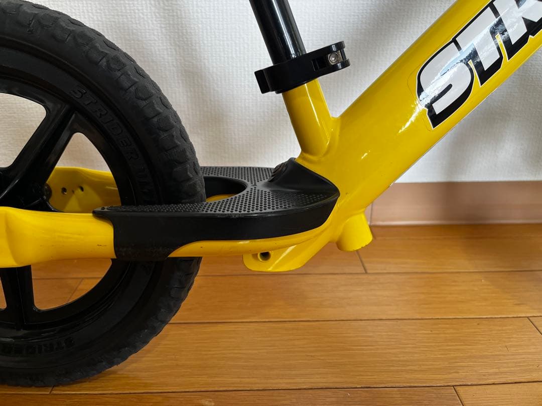 ストライダー スポーツモデル 12インチ イエロー