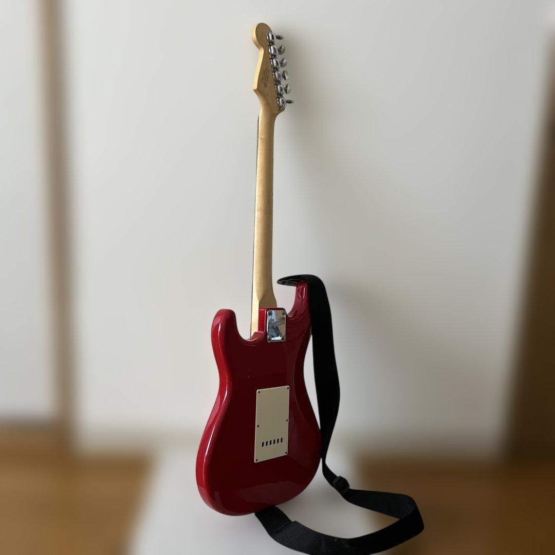Squier Stratocaster レッド エレキギター