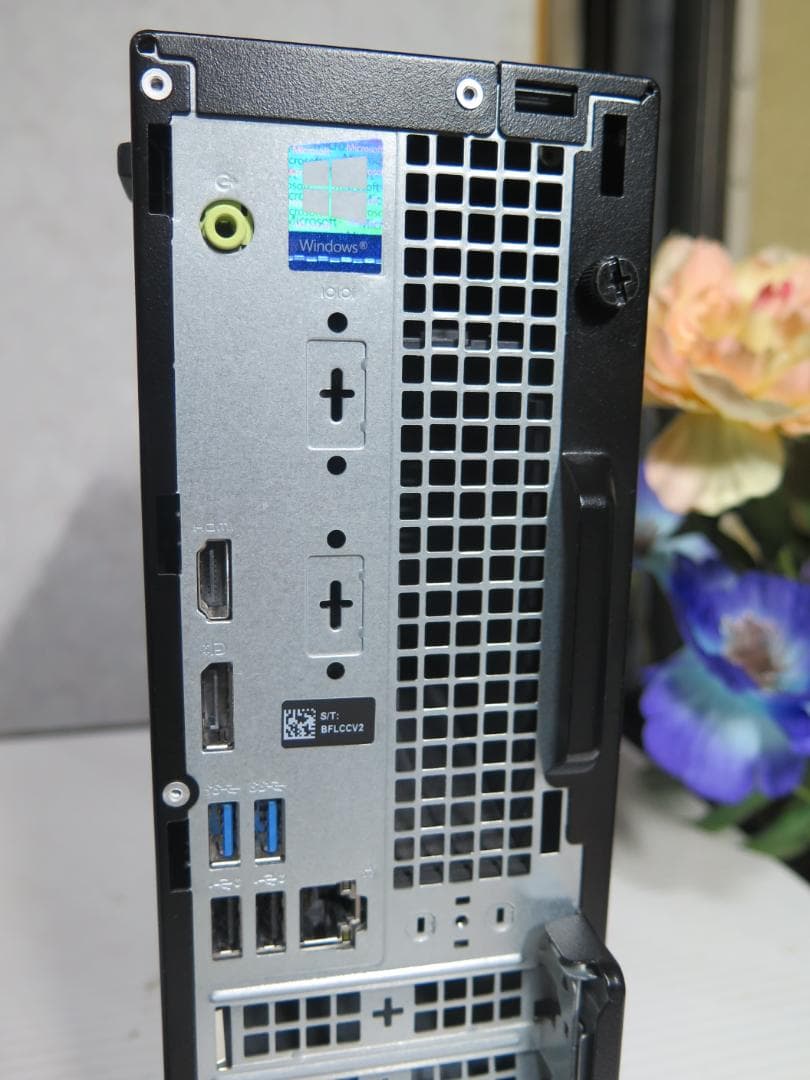 DELL 第8世代Core i7 新品SSSDD512GＢ+１TＢメモ16GB