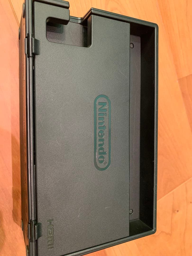 Nintendo Switch本体、ドック、ケーブル
