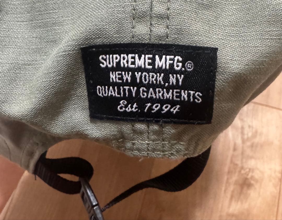 Supreme グレー キャップ