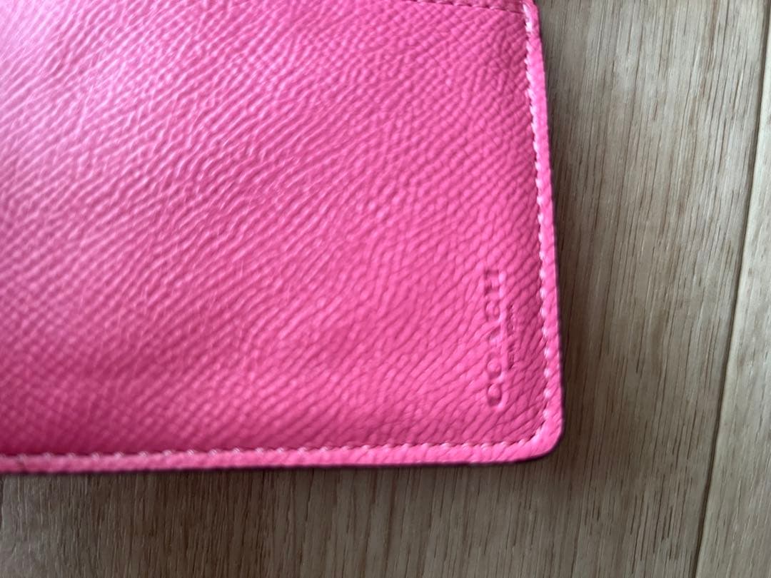 COACH コーチ 二つ折り財布 ピンク レザー