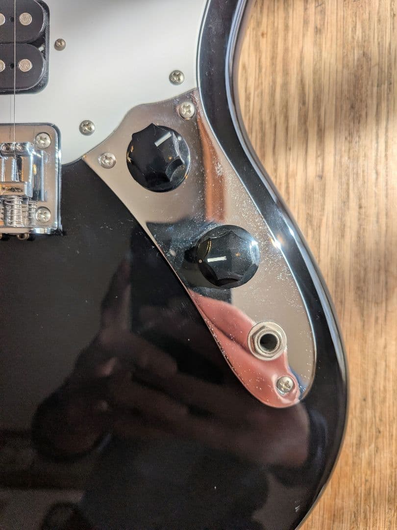 Squier by Fender Bullet Mustang 黒 エレキギター