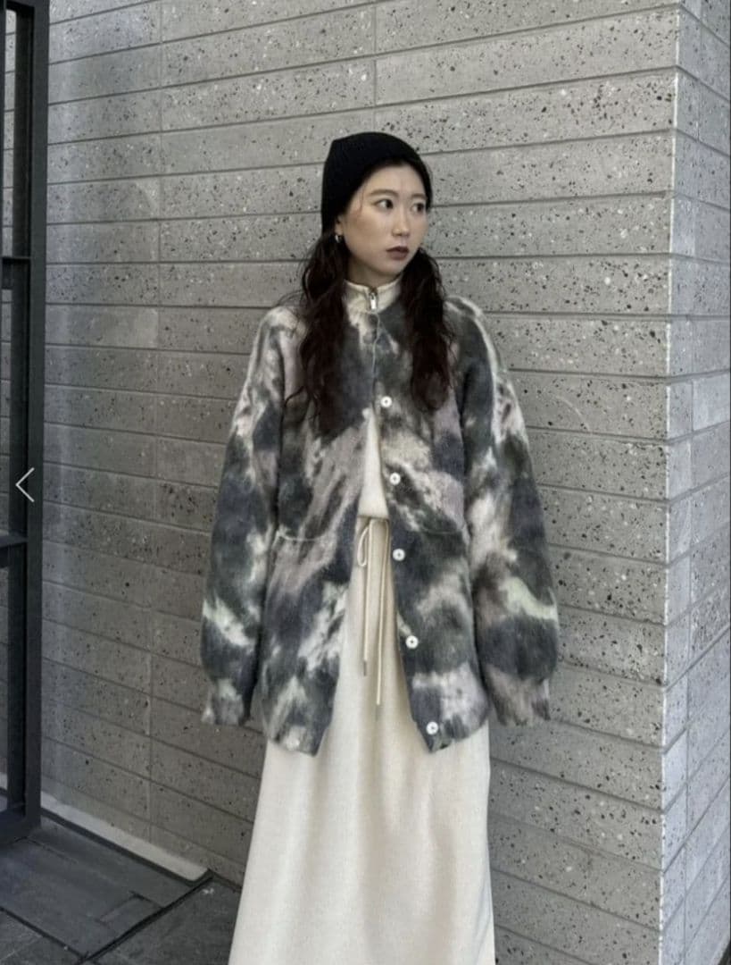 トップス UND TEXTURE ART FLOWER KNIT CARDIGAN