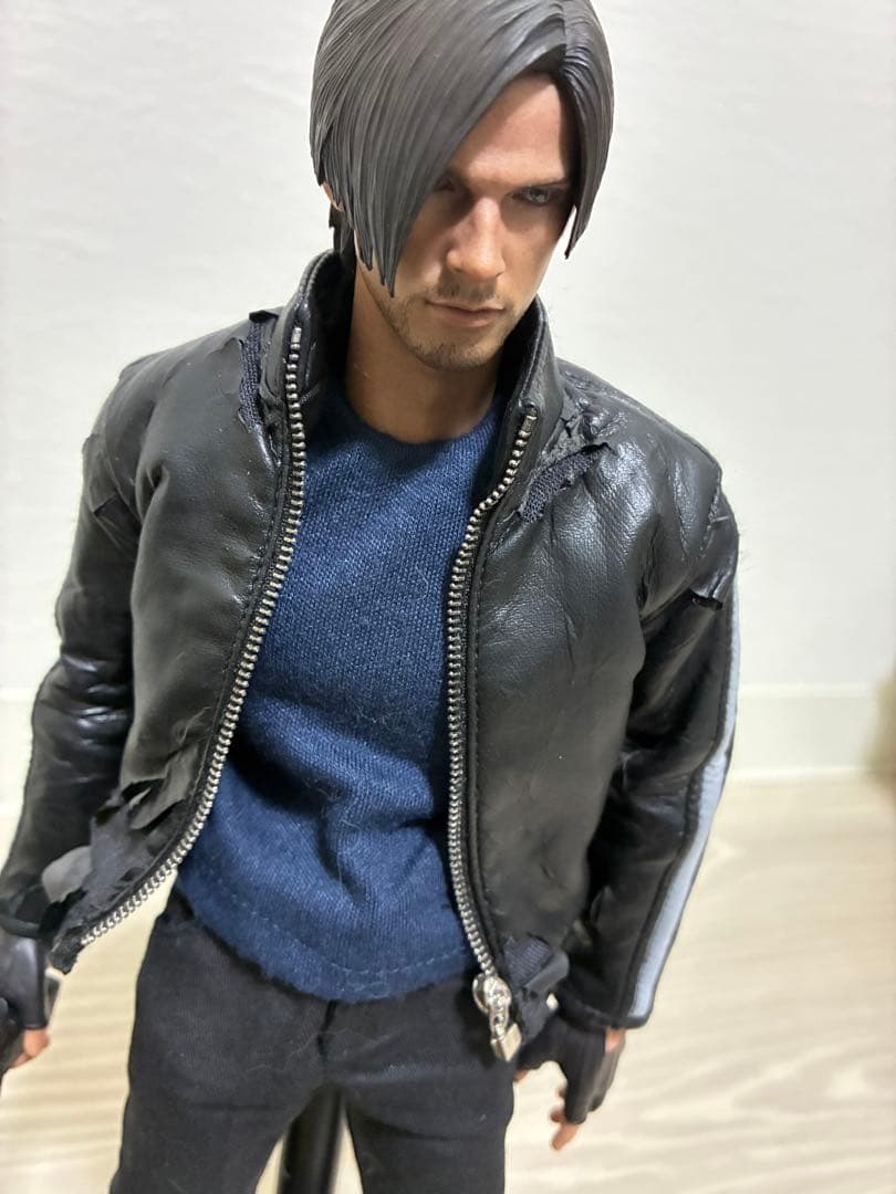 バイオハザード6 レオン HOTTOYS ヴェンデッタ仕様　ジャンク品