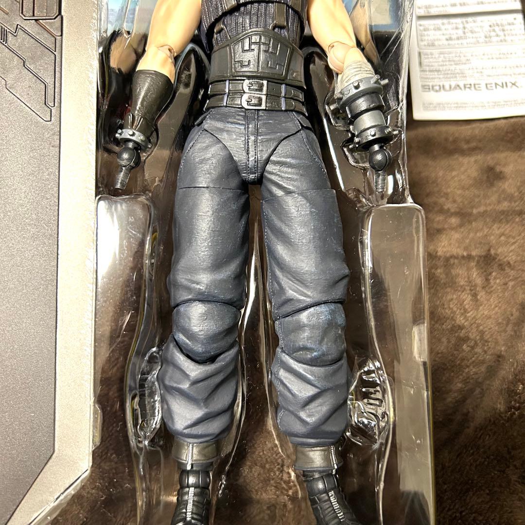 FINAL FANTASY VII クラウド・ストライフ フィギュア　パーツ不足