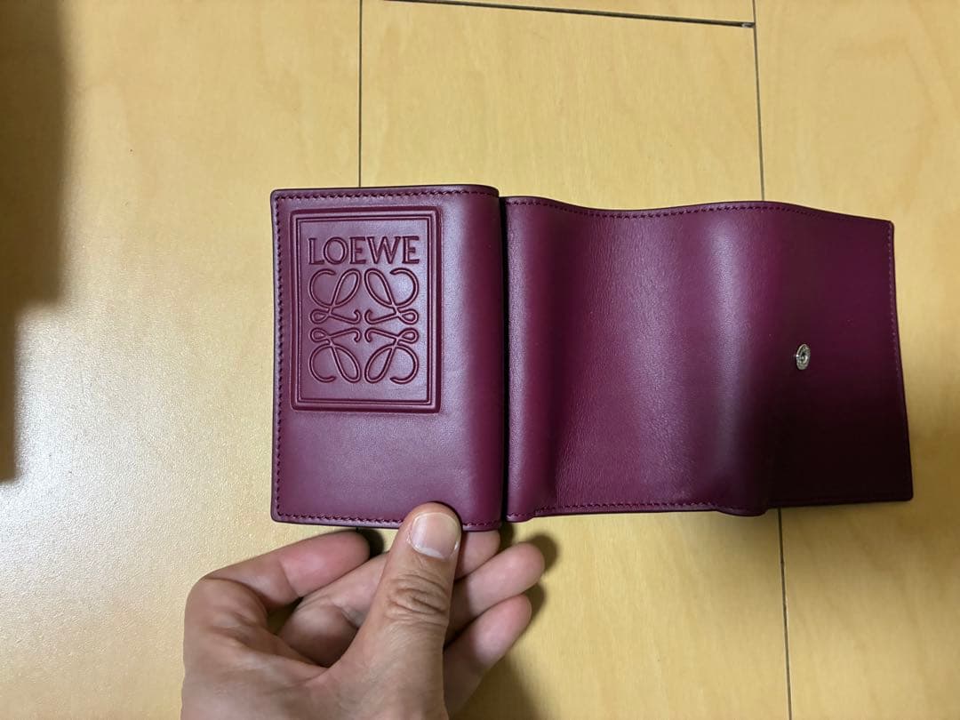 【ロエベ 】トライフォールド　三つ折りサイフ　LOEWE TRIFOLD