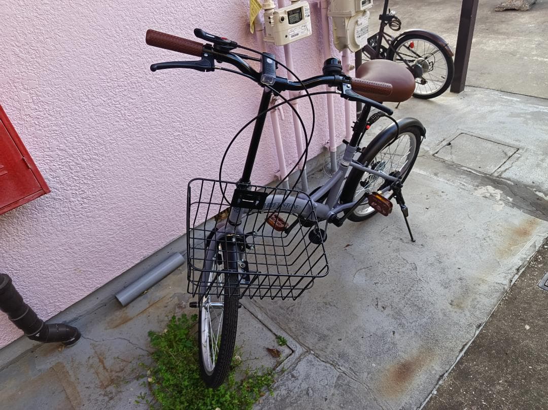美品 THREE STONE 折りたたみ自転車 20インチ シマノ6段ギア