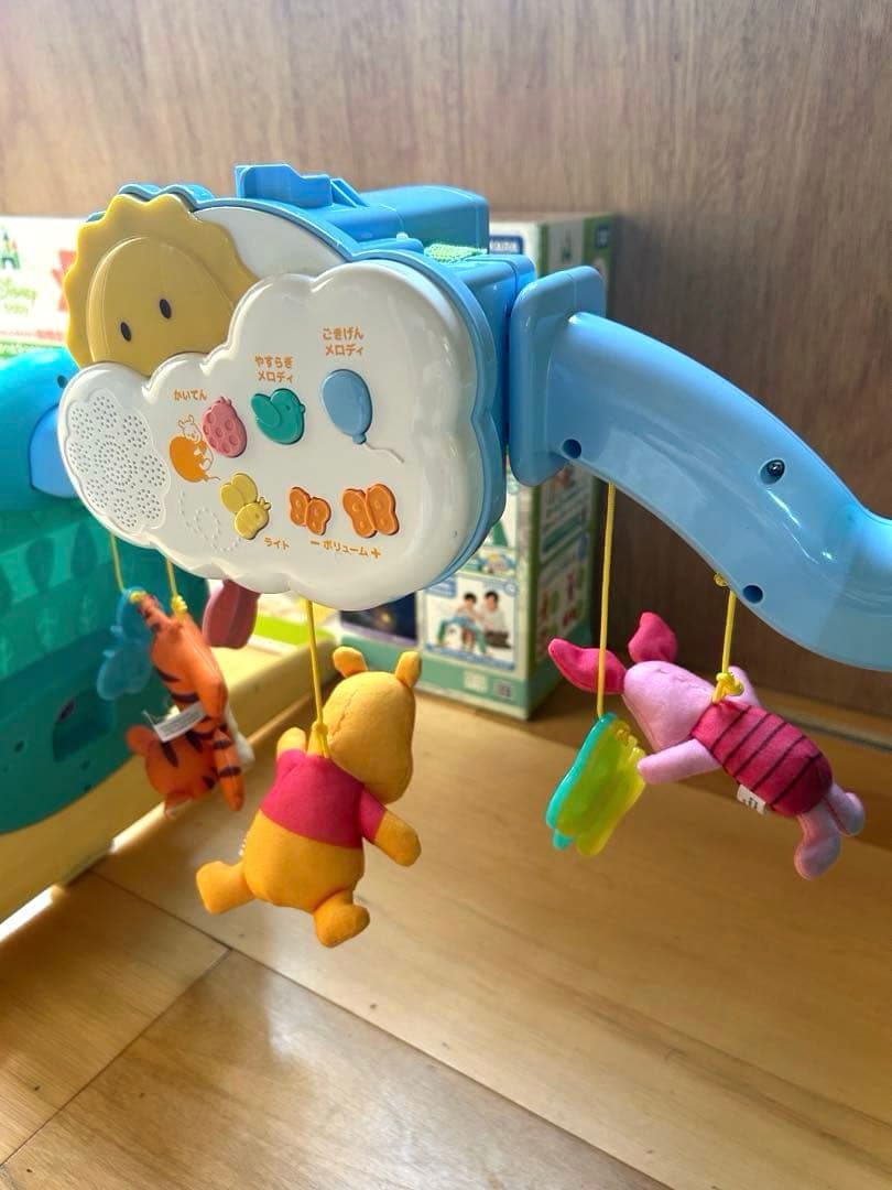 くまのプーさん ベビージム メロディ付き