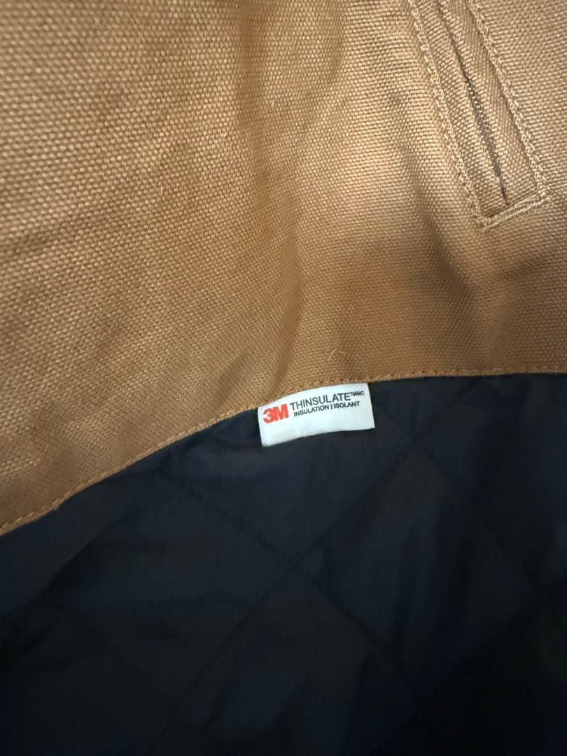 Carhartt ブラウン フード付きジャケット