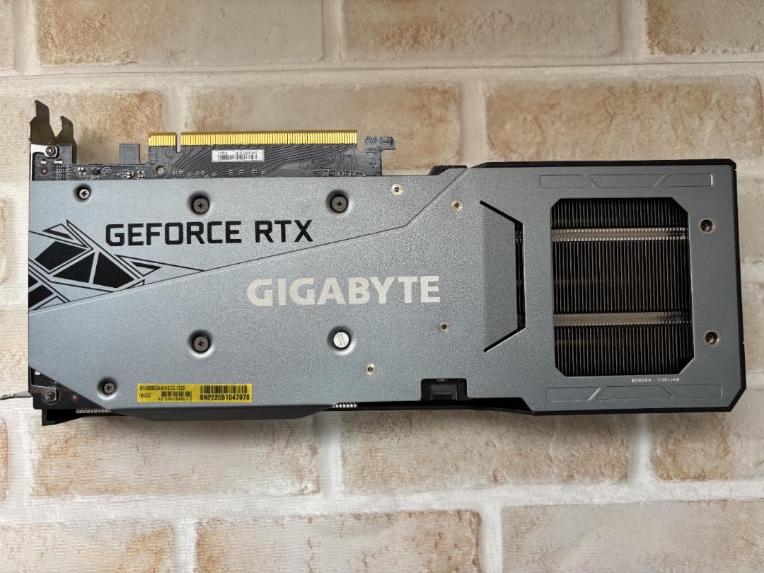 【美品】GIGABYTE GeForce RTX 3060 GAMING OC
