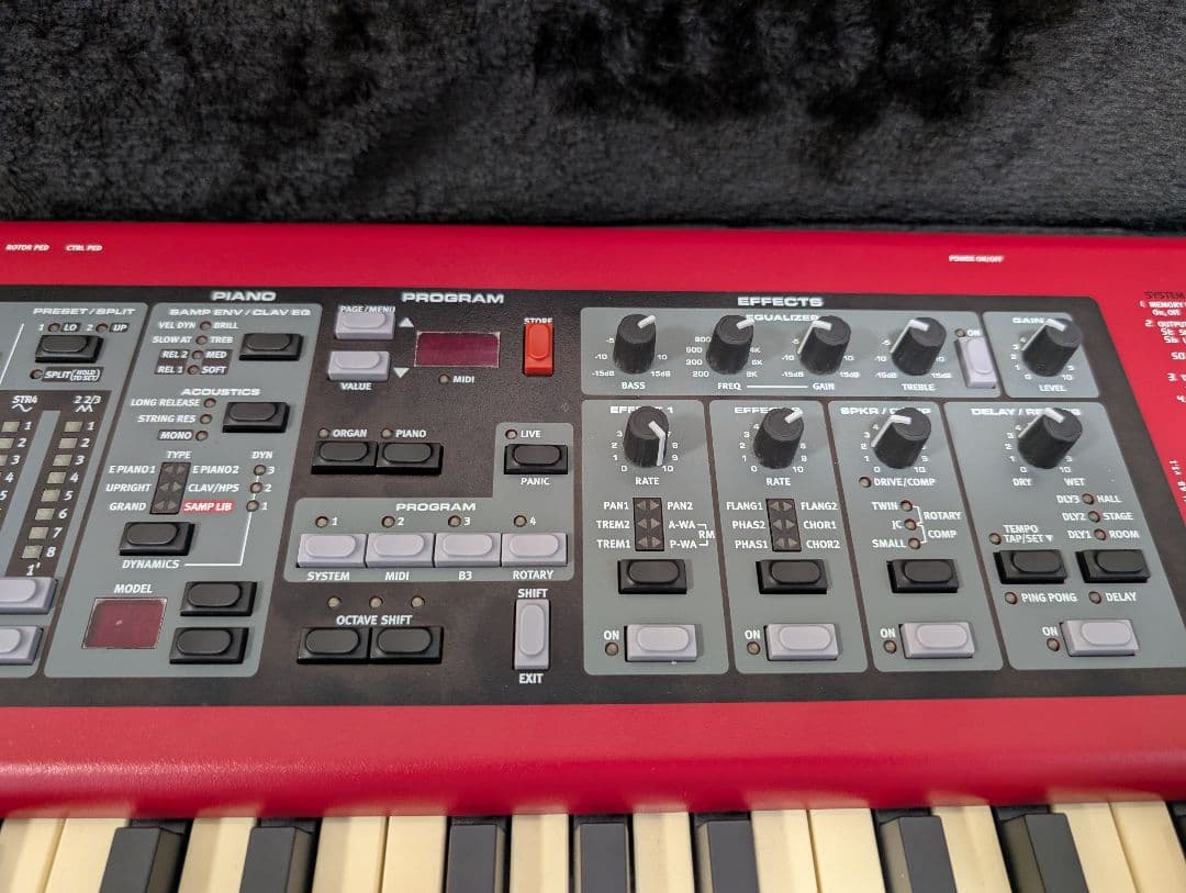 【レミー】【美品】Nord Electro 4 HP
