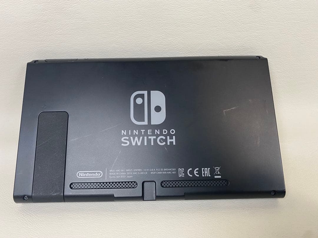 Nintendo Switch 2019年製