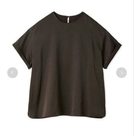 新品未使用タグ付き☆ミラ オーウェン　ロールアップTシャツサテントップス