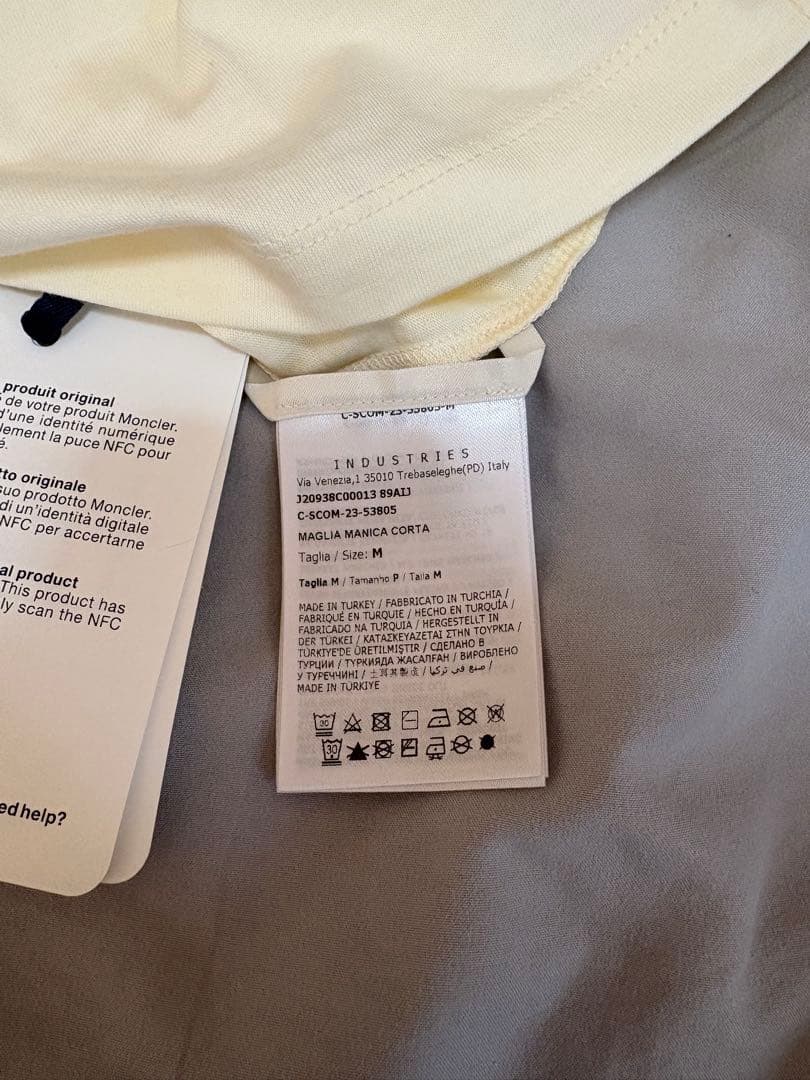 【値下げしました】MONCLER Tシャツ 正規品