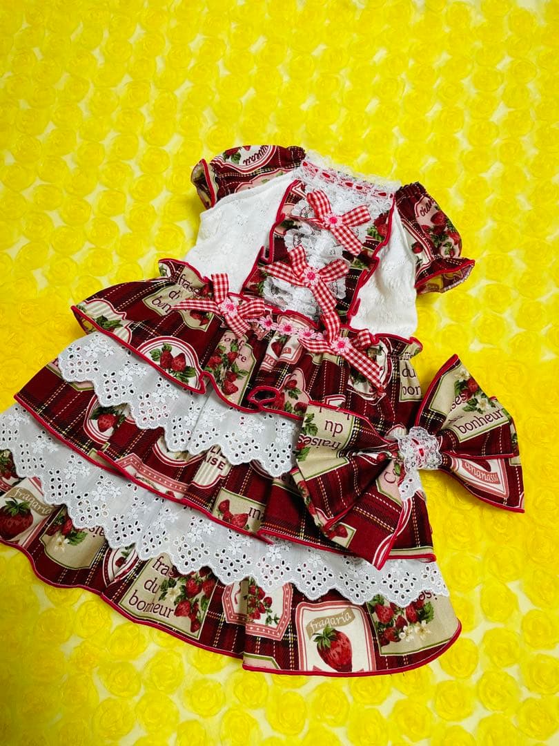 み　犬服　ハンドメイド　わんこ服　3段フリルレース付きワンピ