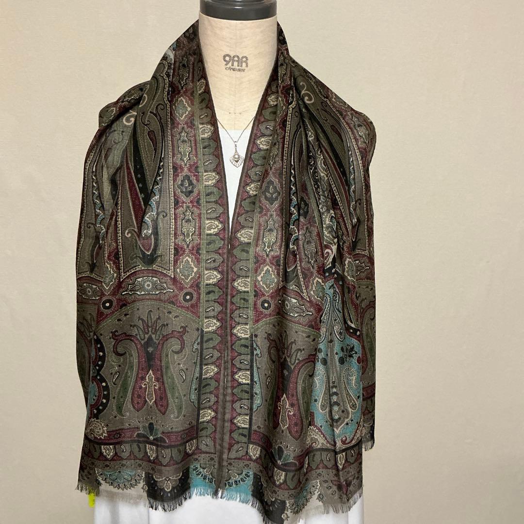 洗練されたデザイン　ETRO 正規品　ペイズリー スカーフ　ショール　J