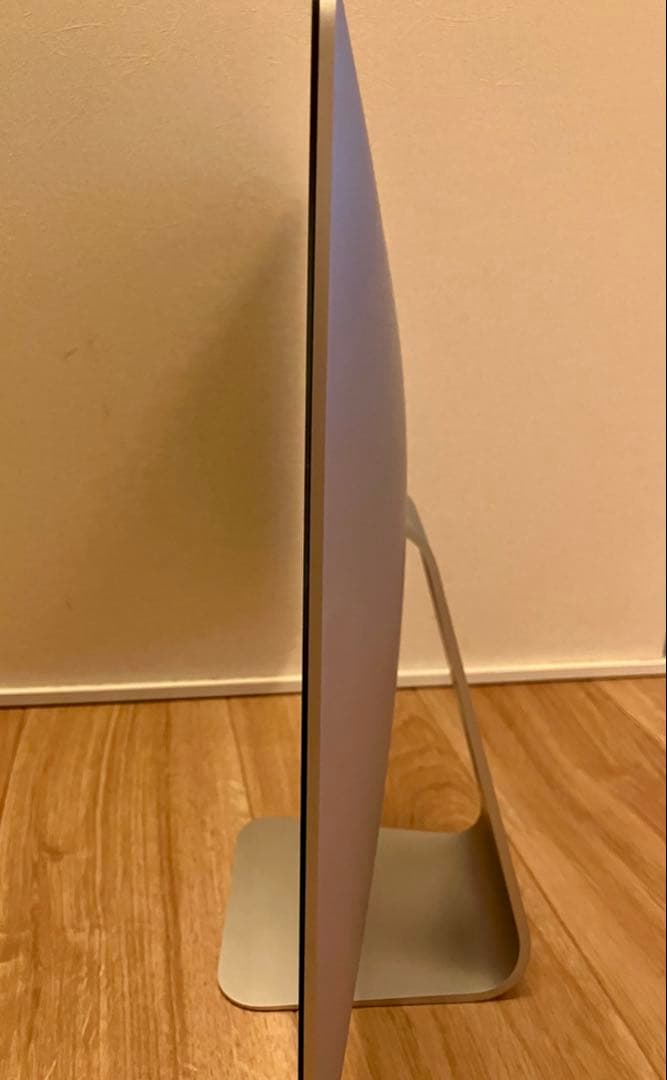 iMac 21.5インチ Retina4K SSD512GB CTOモデル