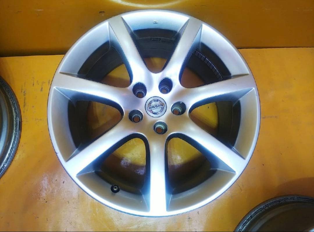 タイヤ・ホイール taka2000