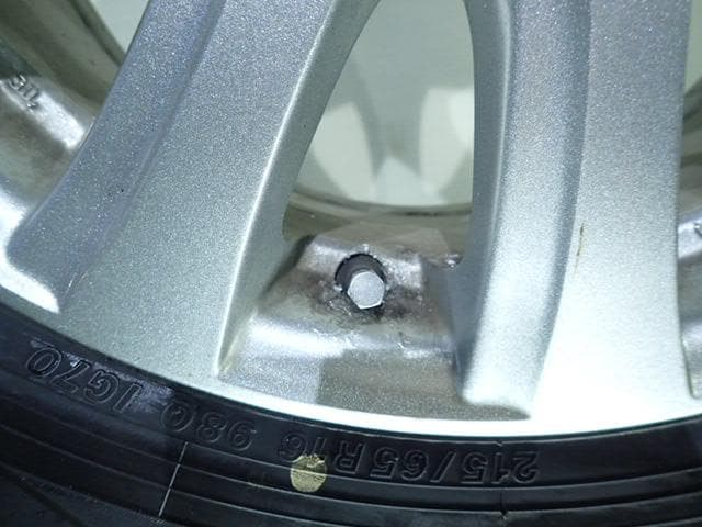B1053【送料無料】スタッドレスタイヤ 215/65R16 4本セット