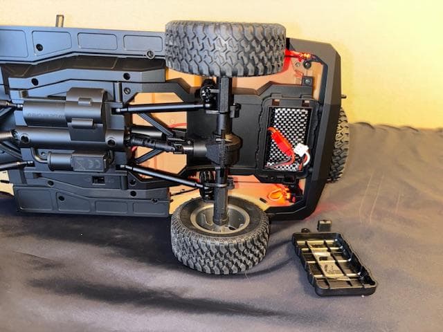R*u様 JXC 1/12 ランドクルーザー(LC80) RCクローラー　（中国