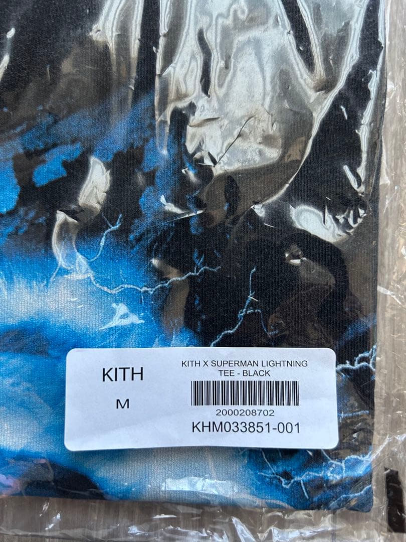 テ*ー様 KITH Superman スーパーマングラフィックTシャツ M ブラ