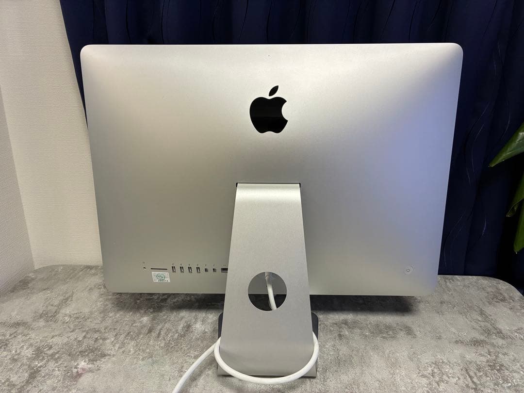 iMac 21.5インチ 1TB Core i5