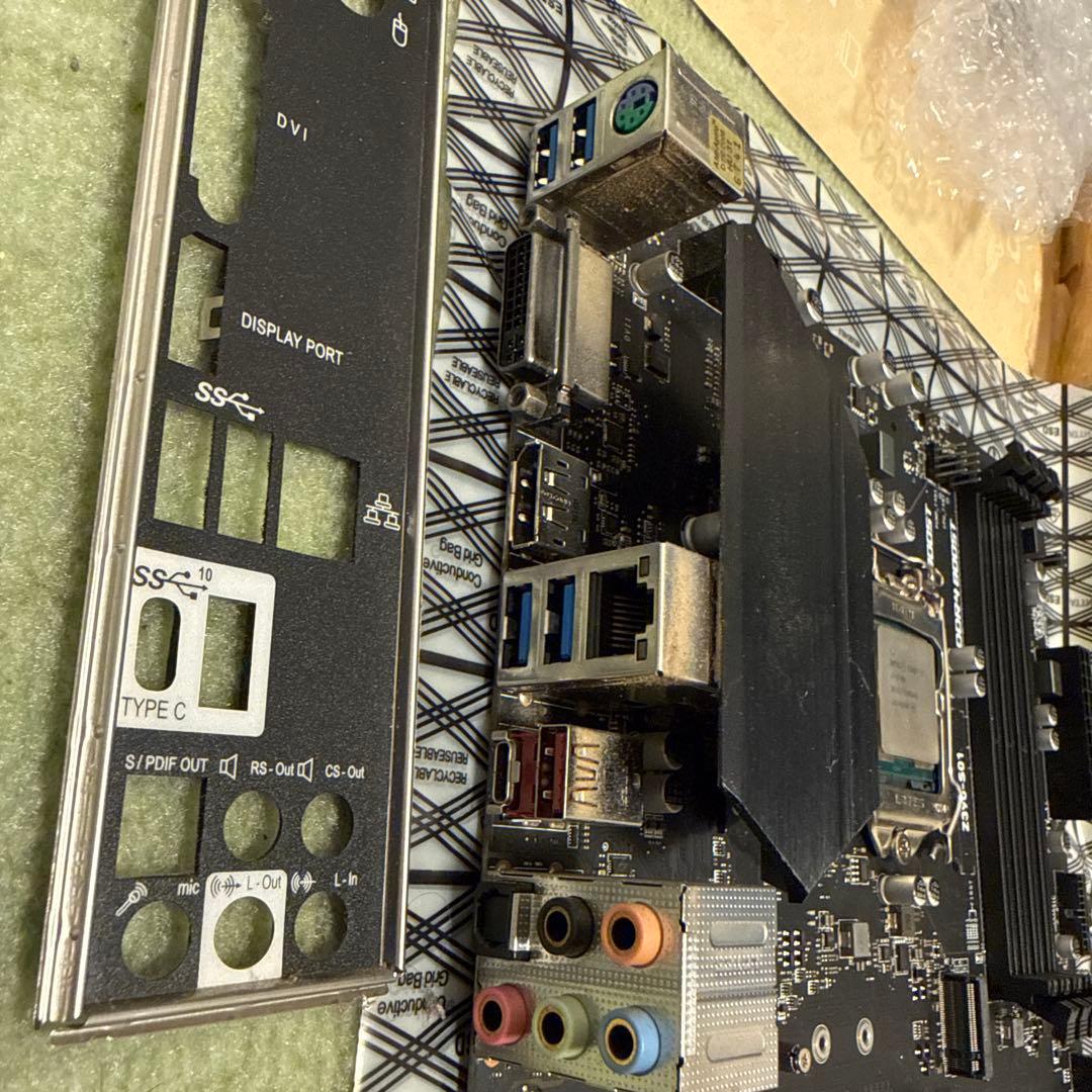 【最終値下げ】i7 9700 + MSI Z390 Gaming Plus