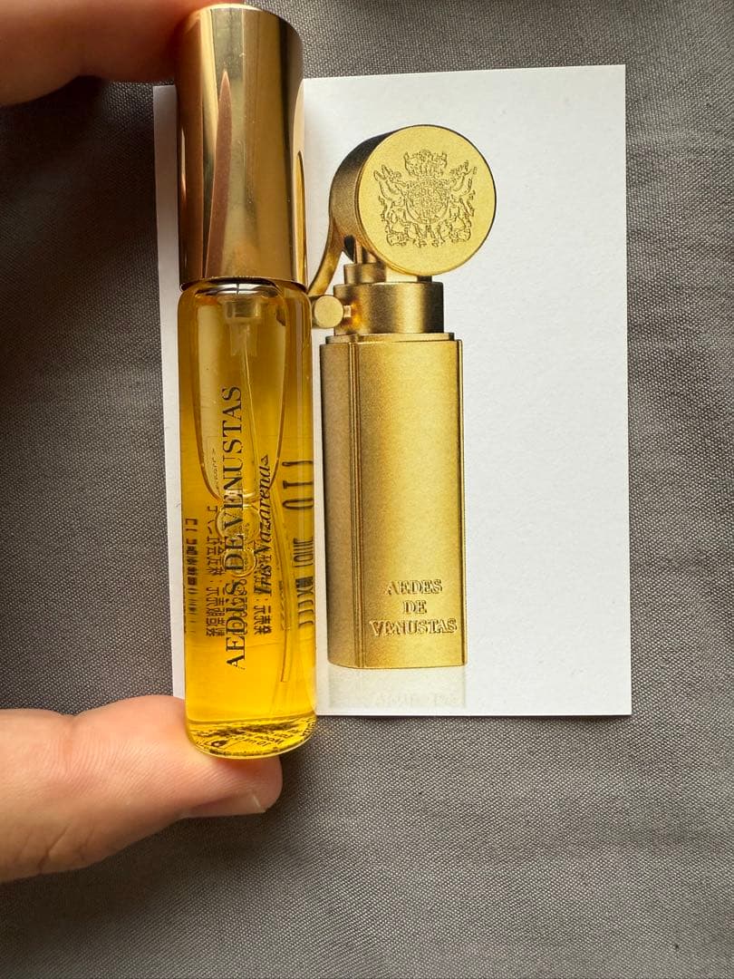 新品 Aedes de Venustas アエデス アイリス ナザリナ 未使用