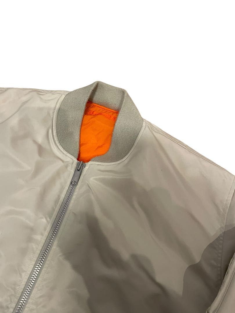 S*ね様 【希少】OLD UNIQLO MA-1 ホワイト XL 短丈 ワイドシ
