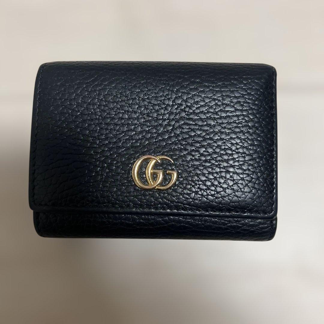 GUCCI 三つ折り財布　ブラック