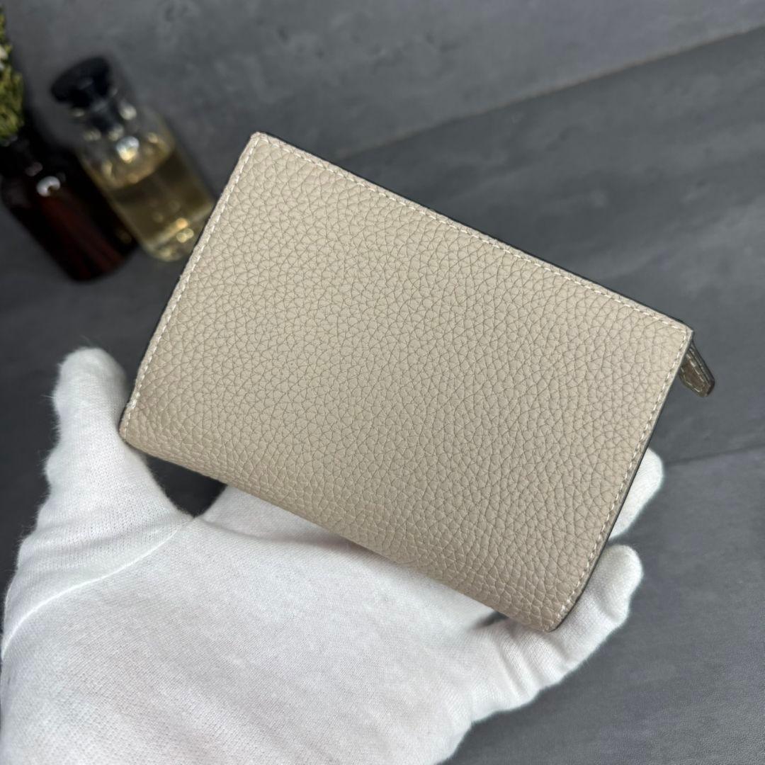 【極美品】ボナベンチュラ ベルテッドウォレット シュリンクレザー エトープ