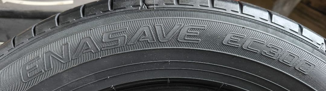 185/65R15 DUNLOP　EC300　　4本セット